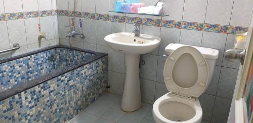 Jin Ge hot spring Hotel – Jiaoxi, WV
