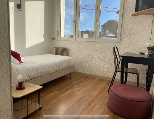 Hôtel le Thurot - image 4