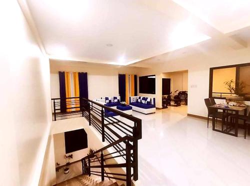 MS Residence Building in Лукбан