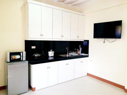 MS Residence Building in Лукбан