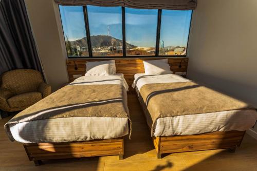 331197553 Address Boutique Hotel