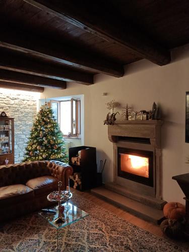 Koplietošanas atpūtas telpa ar TV, Il borgo Casteldelci in Casteldelci
