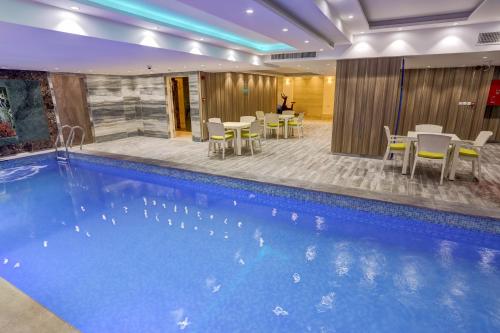 สระว่ายน้ำ, Turquoise Hotel in อควาบา