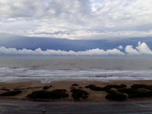 Torres del Plata I - excelente Frente al Mar