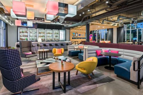 Aloft Jacksonville Airport