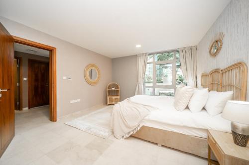 BellaVista - Villa Luxe Resort at Burj Residences Downtown Boulevard Direct Access to the Fountain a