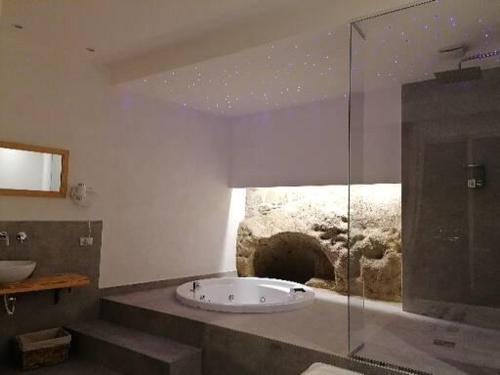 Double Room with Spa Bath