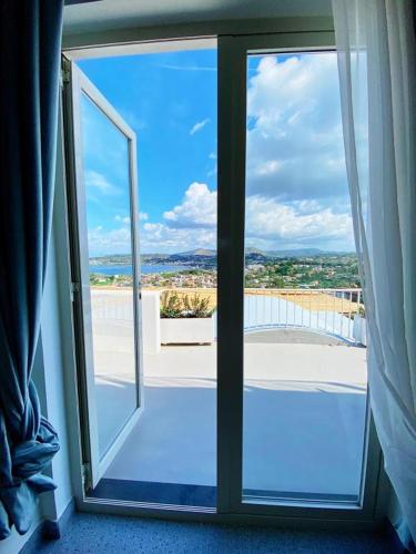 Lavinum in Monte Di Procida