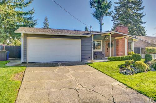 Renton Oasis- Relaxing 3BR Home with Great Outdoor! home