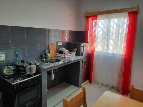 ห้องครัว, Guest House Maio in วีลาโดไมโย