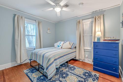 Anchors Away in Park Circle w/ King Suite