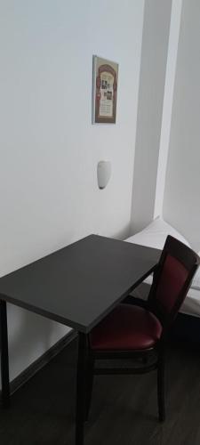 Hotel Berliner Hof - image 8