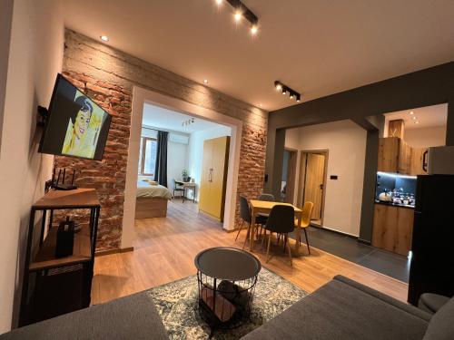 HOME 12, Sofia
