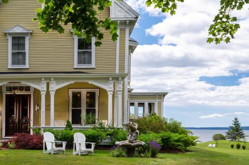 Captain Nickels Inn - image 9