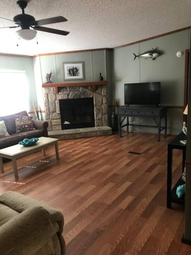 Orange Beach! Spacious mobile home near the beach!