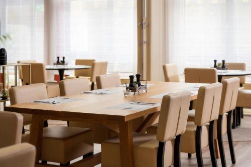 Létesítmények, Four Stars by City Hotel in Meckenheim