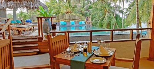 Facilities, Island Luxury Fulhadhoo Boutique Hotel in Goidhoo Atoll