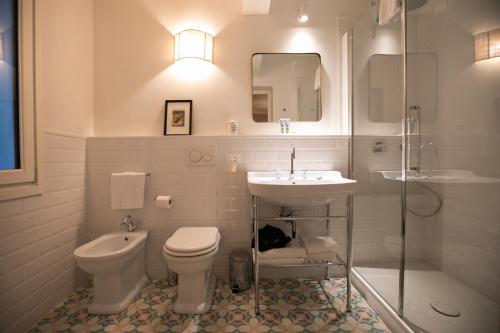 Lunaria Suites - Fyodor Dostoyevsky's house – Florence, IA