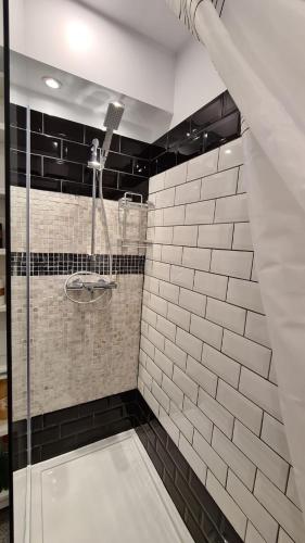 La Fluturi Apartament
