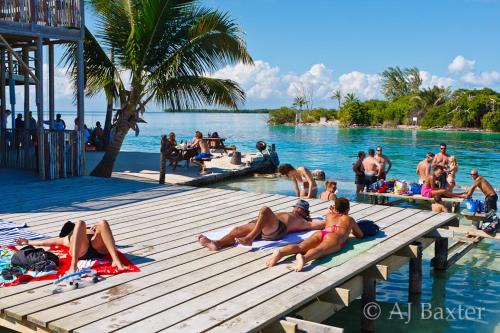Развлечения, Axios Sun Apartments Caye Caulker in Кей Колкер