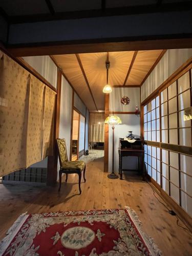 1st floor 6 tatami floor × 2 + wide edge photo 3