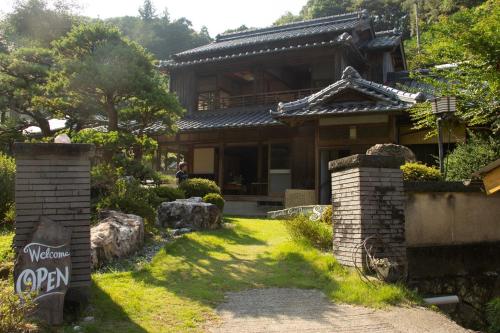 1st floor 6 tatami floor × 2 + wide edge photo 4