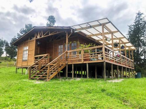 Casa Chalet con hermosa vista, cerca a Bogota
