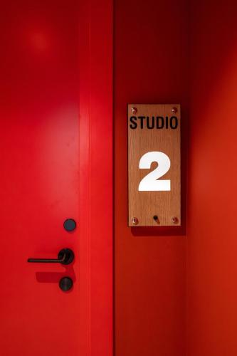 Spa & Pool - Studio Apartments 365, Tirana (Foto 9)