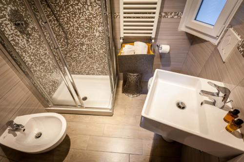 Hotel Bologna - image 11