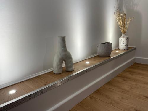 One-Bedroom Apartment image 10