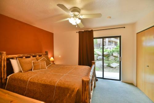 Wolf Lodge Condo #302 - image 11
