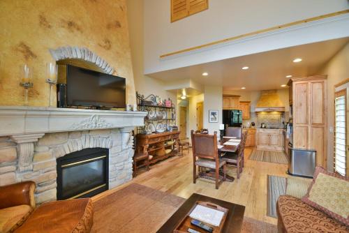 Cascades-102 - image 6