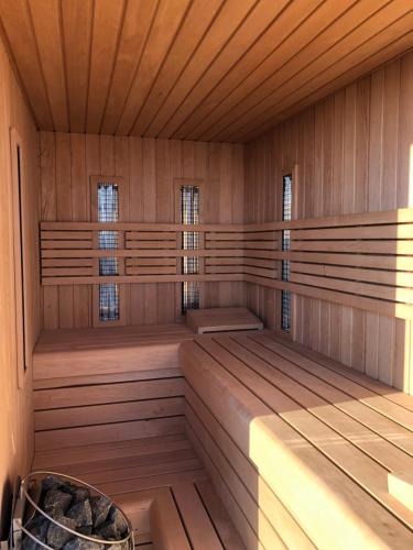 Sauna, Skyline Resort in Balatonalmadi