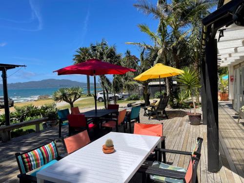 Driftwood Beachfront Accommodation, Cable Bay, Owhetu - Coopers Beach