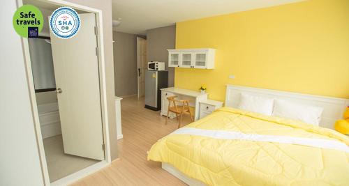 Deluxe Room image 1