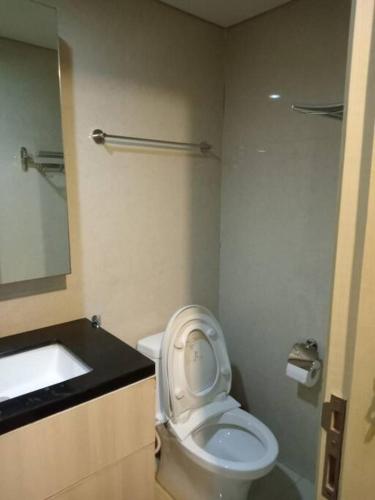 #18 Apartemen The Pinnacle - Louis Kienne Pandanaran Semarang photo
