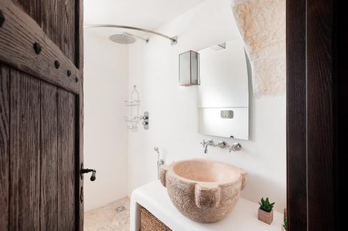 Trullo Ermes - Tap to explore photos