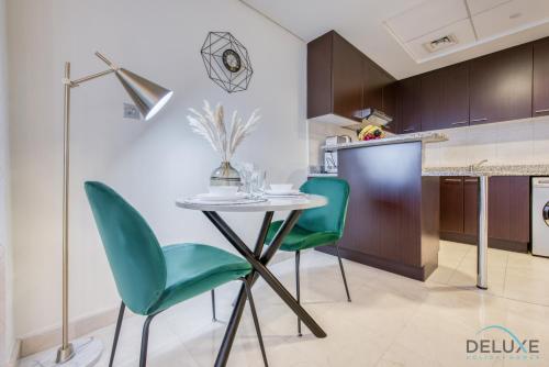 Sleek Studio at Sky Gardens DIFC by Deluxe Holiday Homes, Dubai (foto 10)