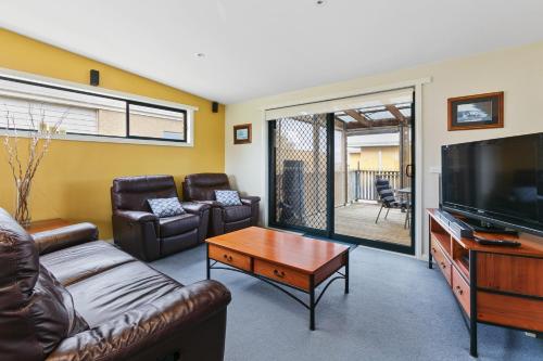 Apollo Bay Hideaway 5 minute walk to the beach