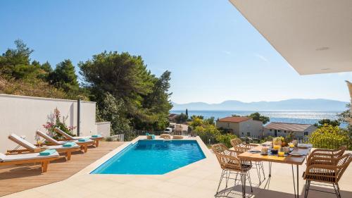 Luxury Villa Azul Makarska with private pool