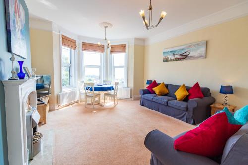 Superb spacious apartment with stunning sea views, Teignmouth gîte à louer River Teign