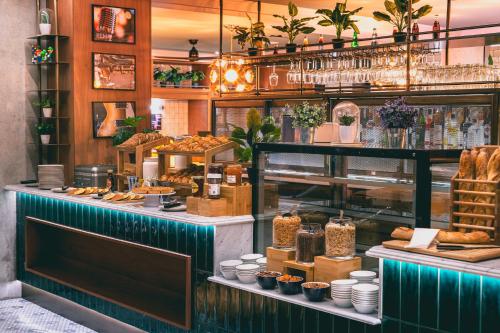 Food and beverages, The ReMIX Hotel in 19th - Buttes-Chaumont