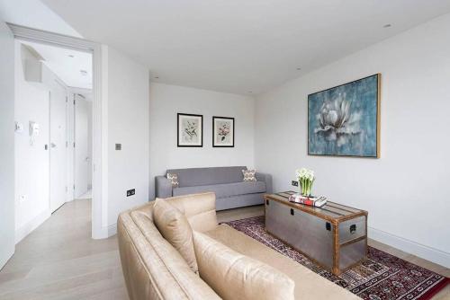 Recently redecorated spacious and Modern 1BR flat in West London, Londýn (fotografie 7)
