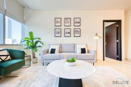 Best Deal Elegant Studio with Balcony & Prime Location by Deluxe Holiday Homes, Dubaj (fotografie 7)