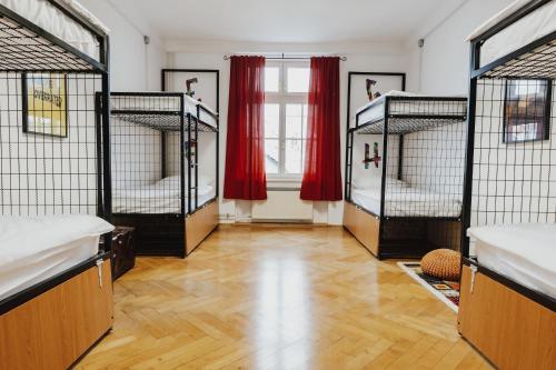 Party Hostel Zzz – Ljubljana, NY