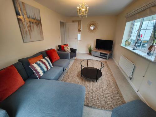 Lakeside-Dakota 3bed house 2bath parking M27 J5 Southampton Airport sleeps 6 - image 4