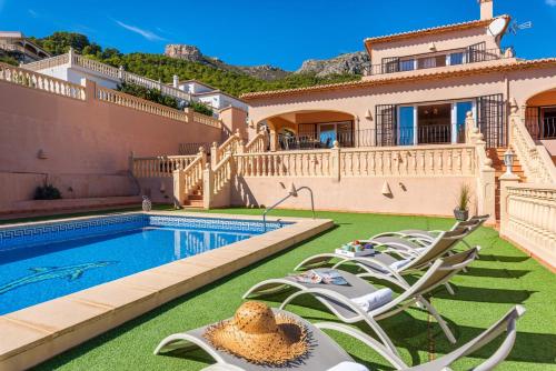 Villa Amanda - Plusholidays - image 3
