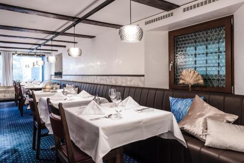 ห้องอาหาร, Hotel & Restaurant Rossli in ชตันส์ชตัด