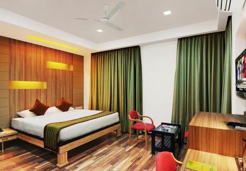 room detail thumbnail 0
