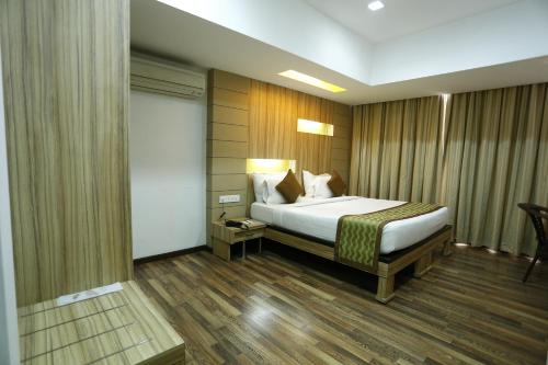 room detail thumbnail 0